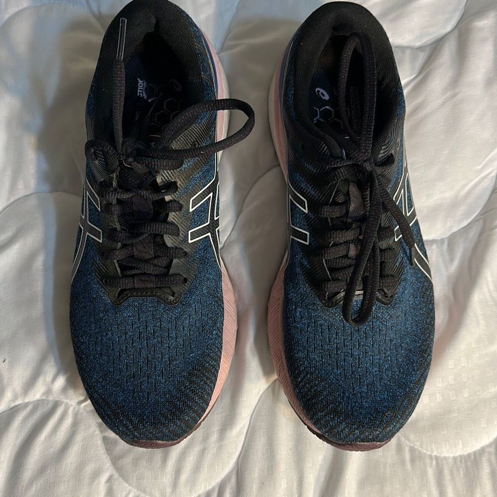 ASICS GT-2000 Lite Truss Cross Trainer Size 8